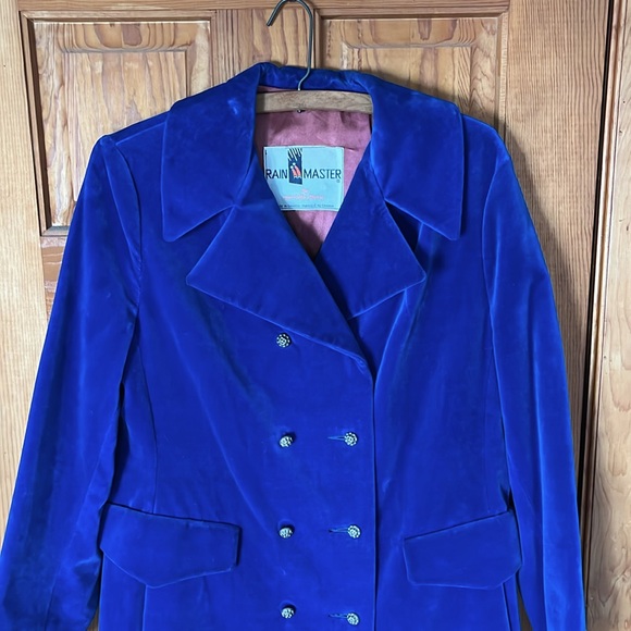 Vintage Rainmaster Velour Velvet Coat Electric Blue, Size Medium - Picture 4 of 9